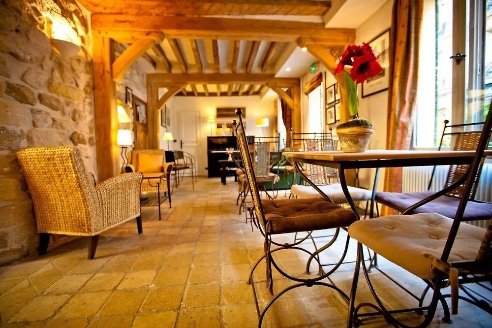 De La Tulipe Hotel