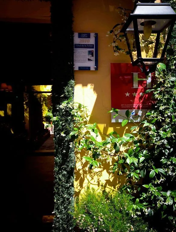 De La Tulipe Hotel
